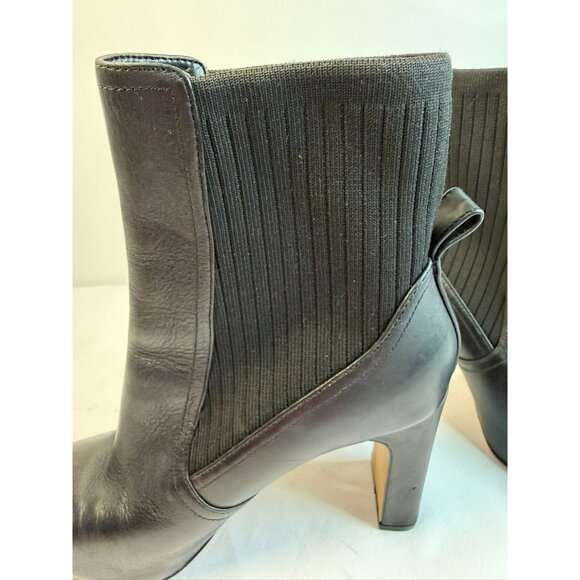 Vince Camuto Sarlaa Ribbed Ankle Booties Women Size 9M Black Block Heel Modern - Picture 13 of 15